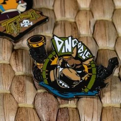 Pin Kings Crash Bandicoot Enamel Pin Badge Set 1.3 – Tawna/Dingodile Accessories