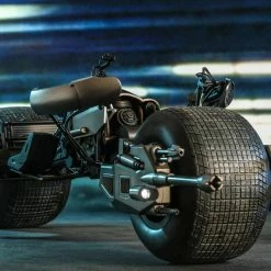 Official Hot Toys DC Comics Batman Bat-Pod 1:6 Scale Figure