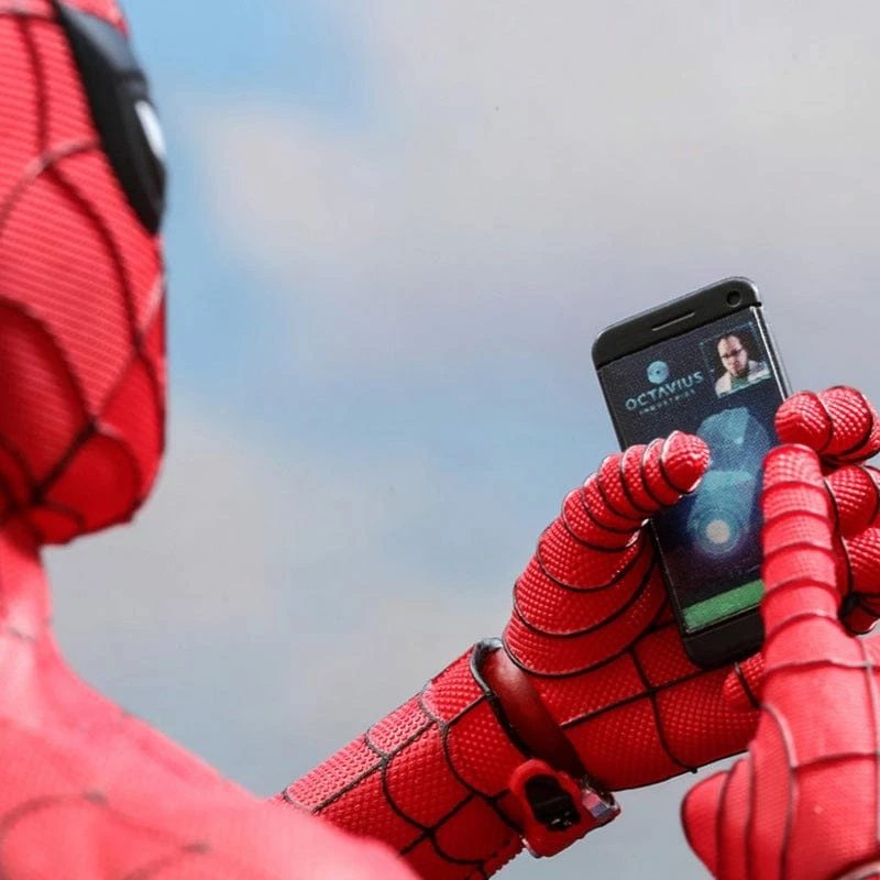 Official Hot Toys Marvel Spider-Man Classic Suit 1:6 Scale Figure Avengers