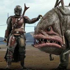 Official Hot Toys Star Wars The Mandalorian And Blurrg 1:6 Scale Figure Set