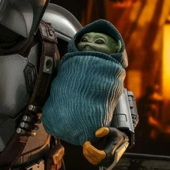 Official Hot Toys Star Wars The Mandalorian Grogu 1:6 Scale Figure