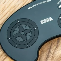 Official SEGA Mega Drive Hand Controller Wireless Charging Mat Phone Accessories