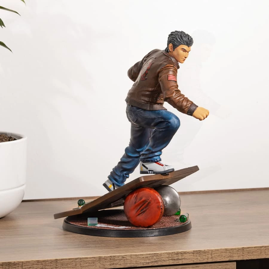 Official Shenmue Ryo Statue SEGA